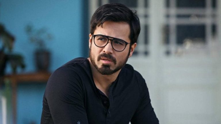Emraan Hashmi: कश्मीर घूमने निकले एक्टर इमरान हाशमी पर हुई पत्थरबाजी, FIR दर्ज