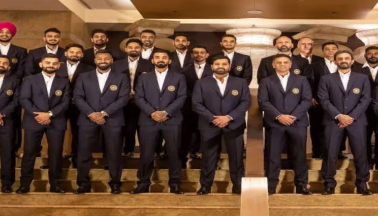T-20 World Cup : सूट-बूट पहनकर ऑस्ट्रेलिया रवाना हुए टीम इंडिया के धुरंधर..