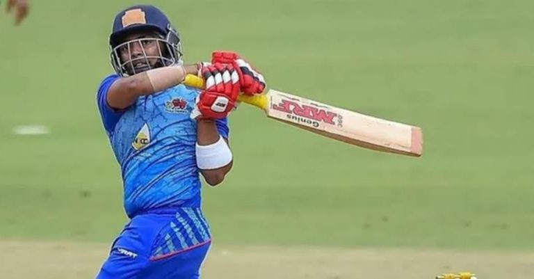 Prithvi Shaw: पृथ्वी छू रहे ‘आकाश’, 46 गेंद में शतक, प्रचंड फॉर्म के बावजूद भारतीय टीम से बाहर