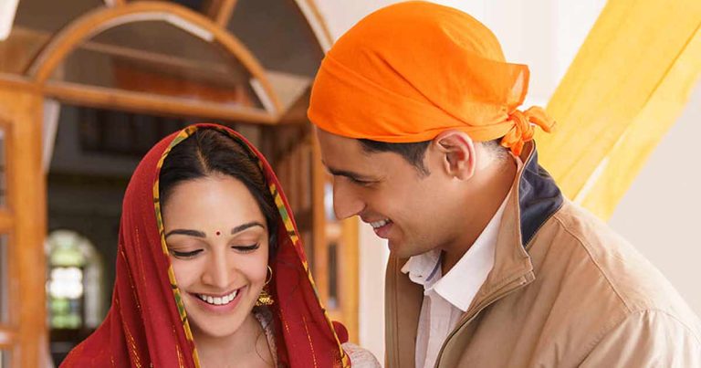 Sid-Kiara Wedding: एक-दूसरे के हुए सिड-कियारा, सात वचन के साथ पूरे हुए फेरे, जश्न में डूबा परिवार