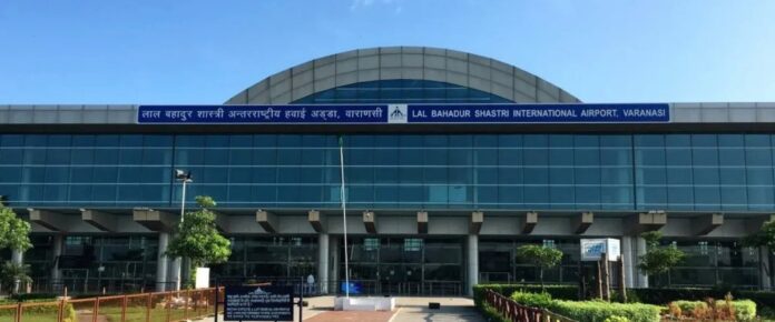 varanasi-airport-false-ceiling-news-fake-misleading-airport-director-clarification